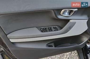 Лифтбек Polestar 2 2023 в 