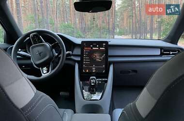 Фастбэк Polestar 2 2023 в 