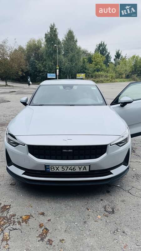 Лифтбек Polestar 2 2022 в  фото Лифтбек Polestar 2 2022 в