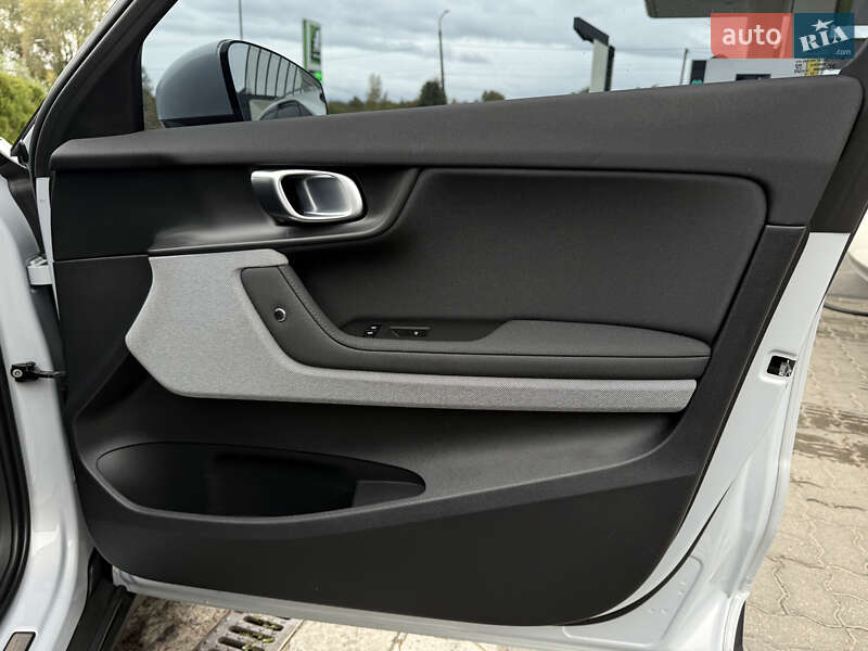 Лифтбек Polestar 2 2022 в Дрогобыче