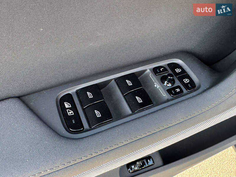 Ліфтбек Polestar 2 2023 в Одесі фото 35 Ліфтбек Polestar 2 2023 в Одесі