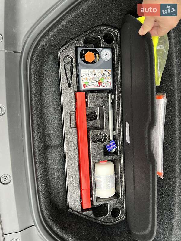 Лифтбек Polestar 2 2021 в Дубно