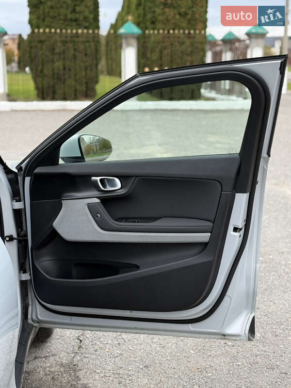 Ліфтбек Polestar 2 2022 в Дубні фото 41 Ліфтбек Polestar 2 2022 в Дубні