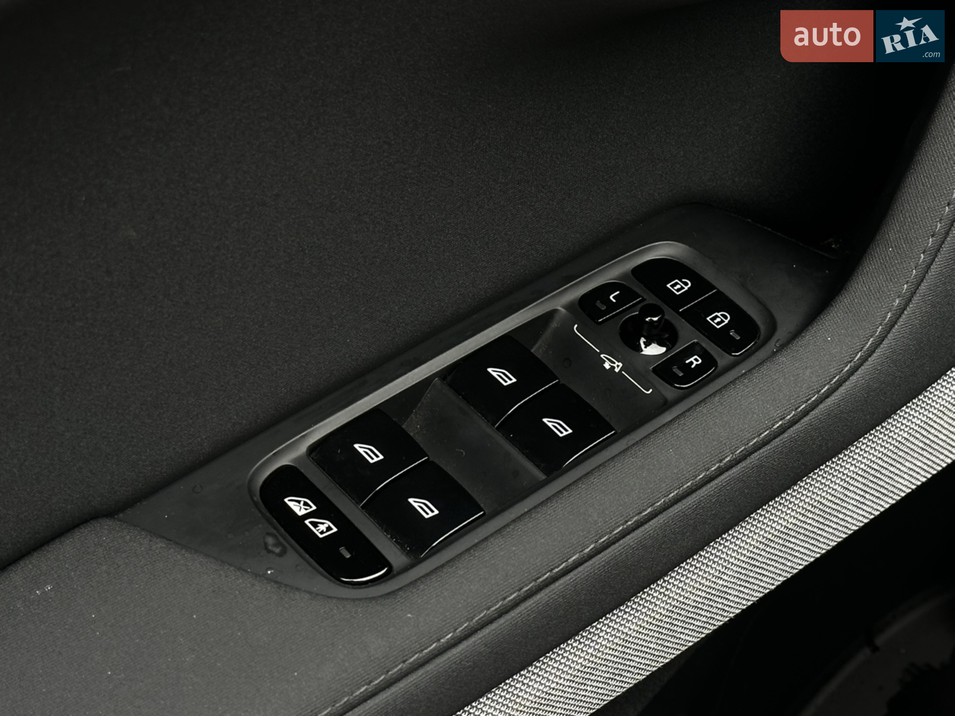 2022 Polestar 2 - мініатюра 13