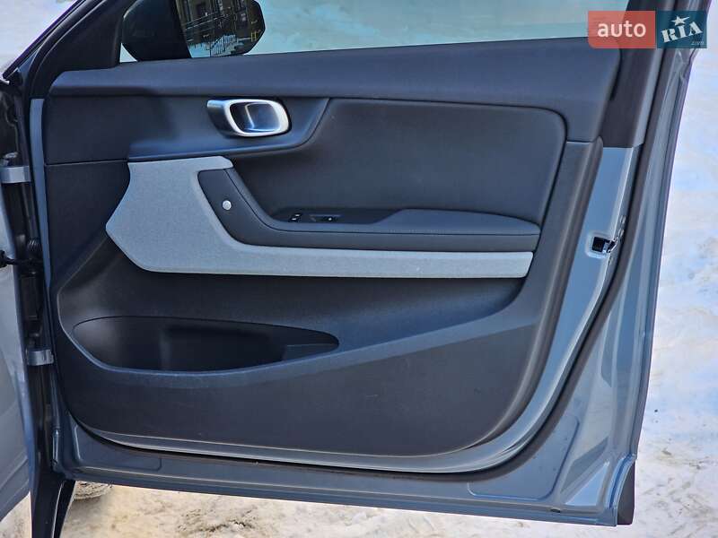 Лифтбек Polestar 2 2022 в Киеве фото 52 Лифтбек Polestar 2 2022 в Киеве