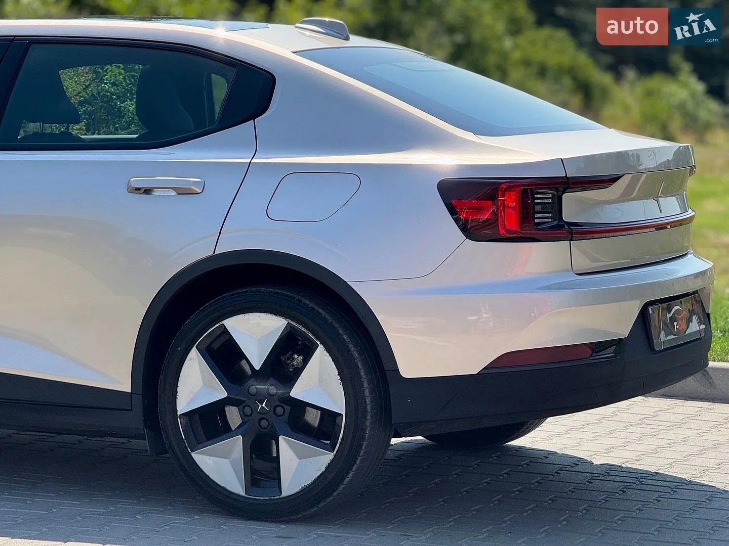 2022 Polestar 2 - мініатюра 10