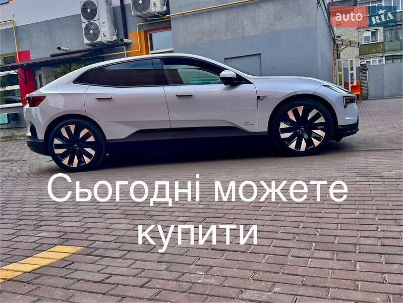 Polestar 4 2024