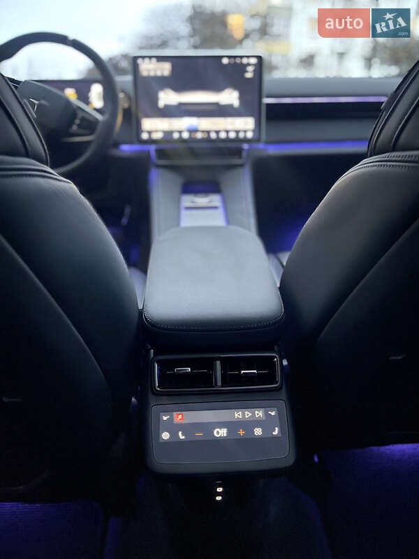 Внедорожник / Кроссовер Polestar 4 2024 в Ивано-Франковске