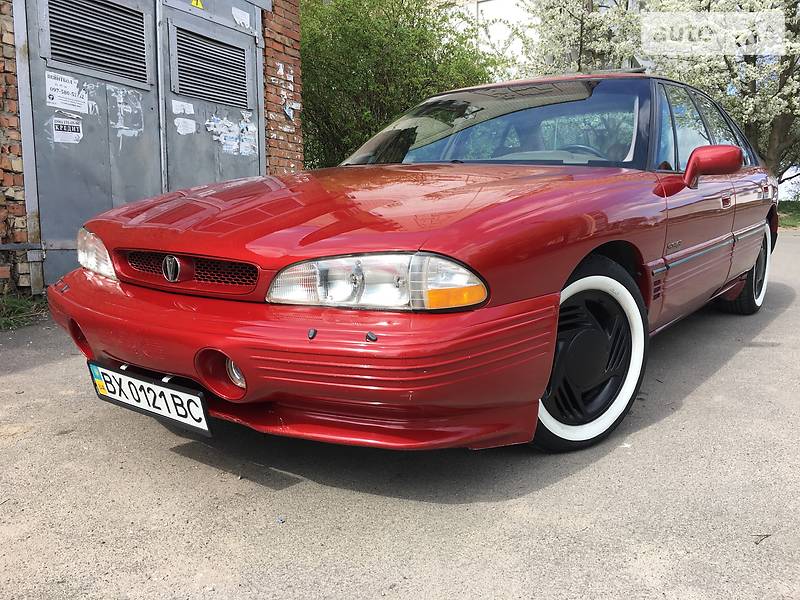 Pontiac Bonneville 1993 року