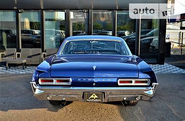Седан Pontiac Catalina 1966 в 
