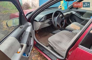 Седан Pontiac Grand Prix 1990 в 