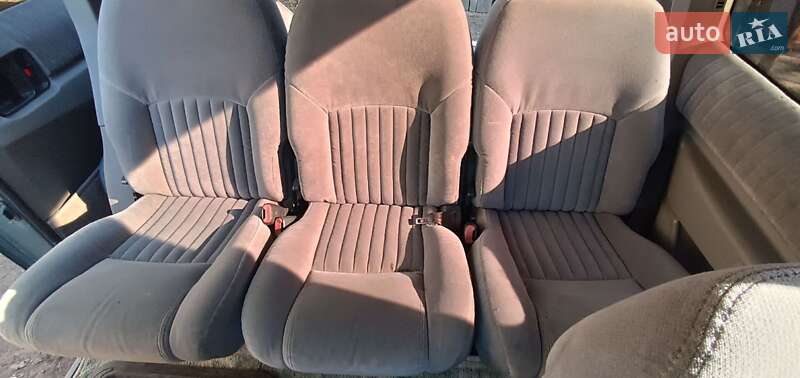 Універсал Pontiac Trans Sport 1993 в Чернівцях