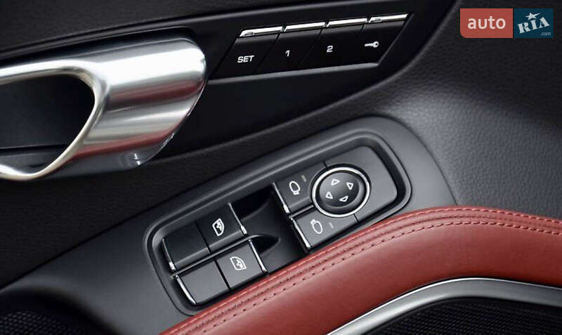 Кабріолет Porsche 718 Boxster 2016 в Дніпрі