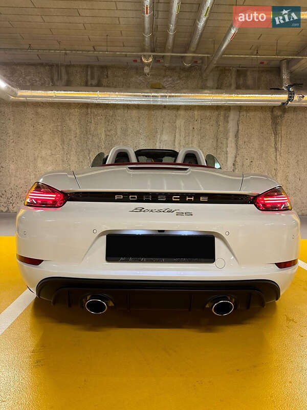 Кабріолет Porsche 718 Boxster 2021 в Києві