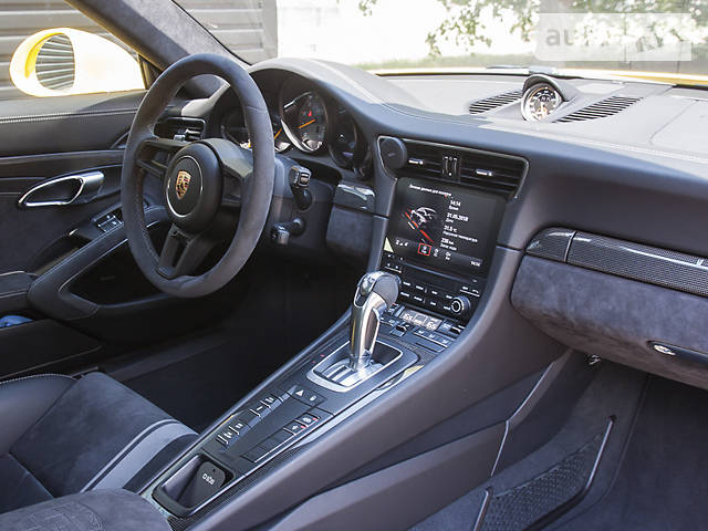 Купе Porsche 911 2017 в Дніпрі