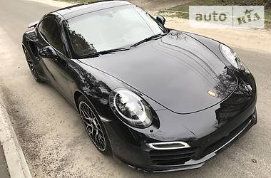 Купе Porsche 911 2015 в Киеве