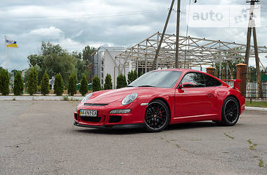 Купе Porsche 911 2006 в 