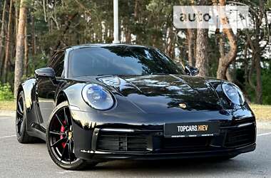 Купе Porsche 911 2021 в 