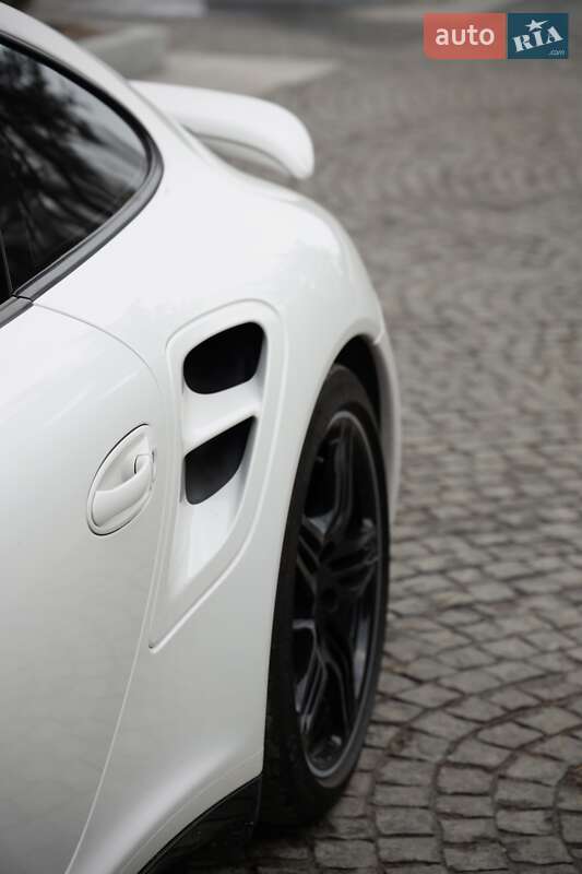 Купе Porsche 911 2008 в Днепре