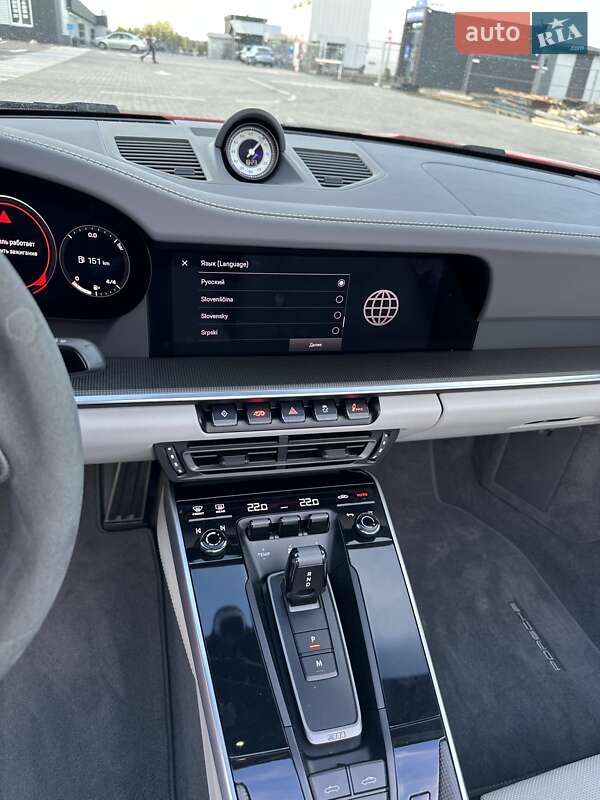 Кабріолет Porsche 911 2022 в Києві фото 44 Кабріолет Porsche 911 2022 в Києві
