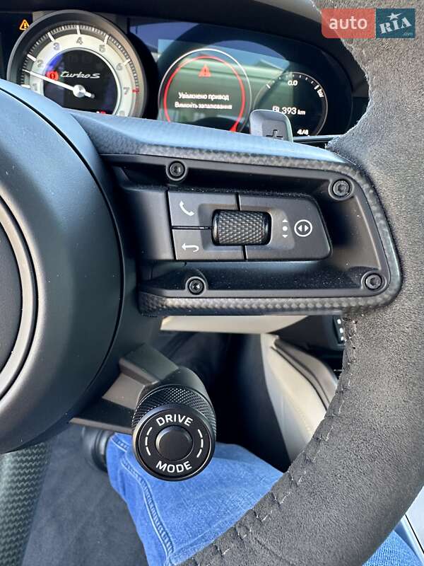 Кабріолет Porsche 911 2022 в Києві фото 66 Кабріолет Porsche 911 2022 в Києві