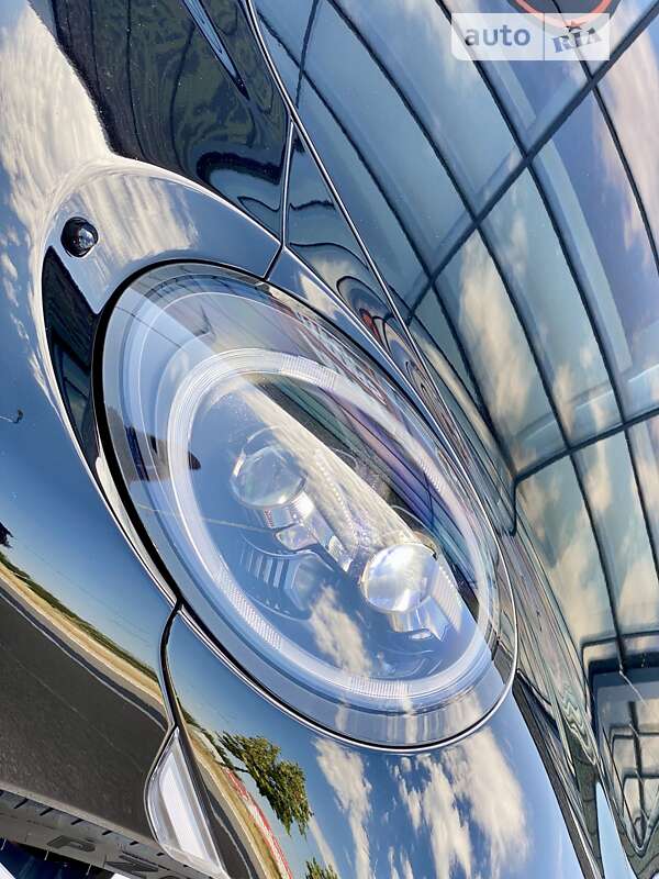 Купе Porsche 911 2016 в Киеве