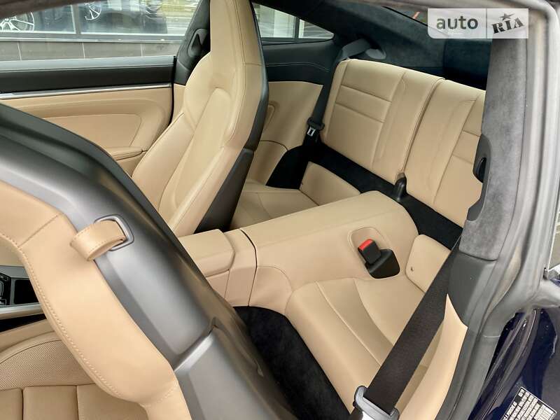 Купе Porsche 911 2019 в Києві