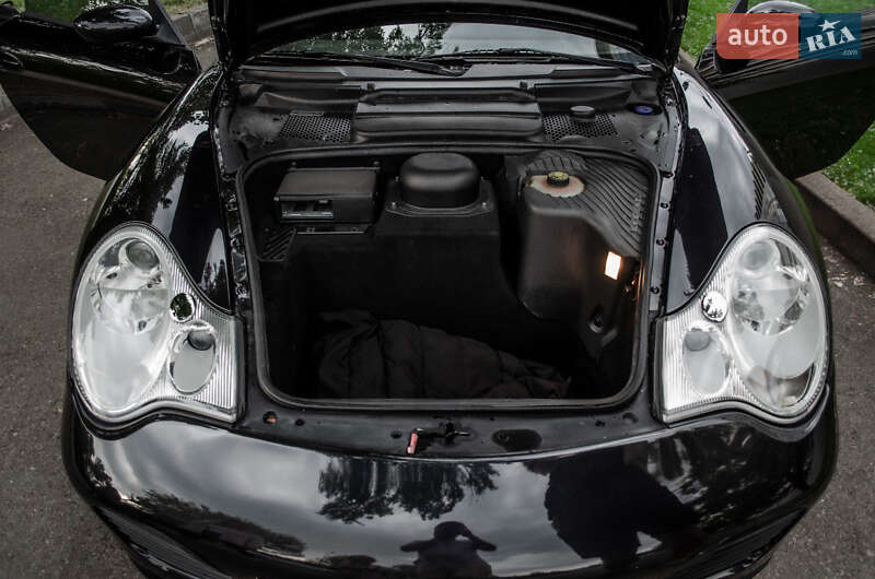 Купе Porsche 911 2002 в Киеве фото 34 Купе Porsche 911 2002 в Киеве