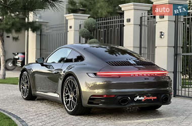 Купе Porsche 911 2019 в 
