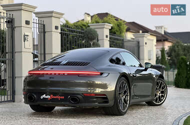 Купе Porsche 911 2019 в 