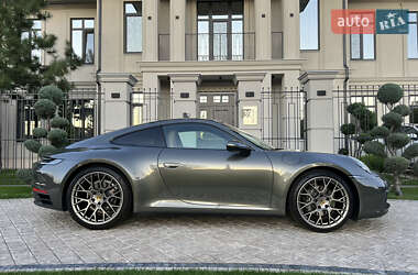 Купе Porsche 911 2019 в 
