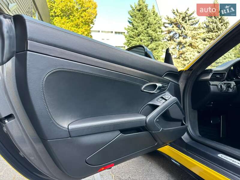 Купе Porsche 911 2017 в Днепре
