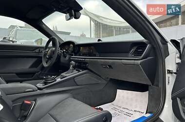 Купе Porsche 911 2024 в 
