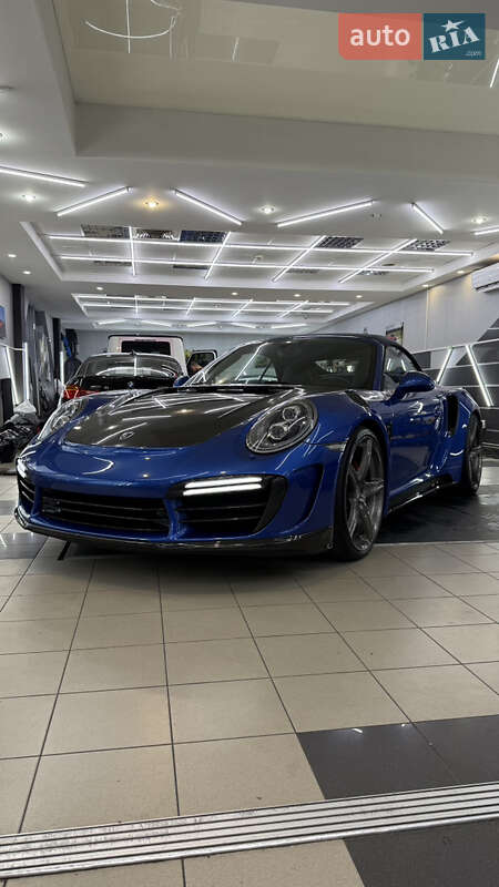 Купе Porsche 911 2013 в Дніпрі