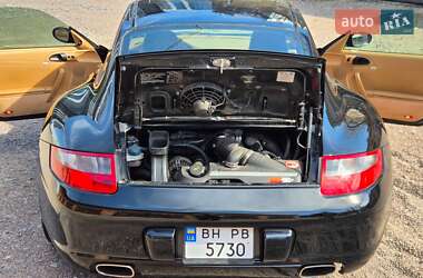 Купе Porsche 911 2006 в 