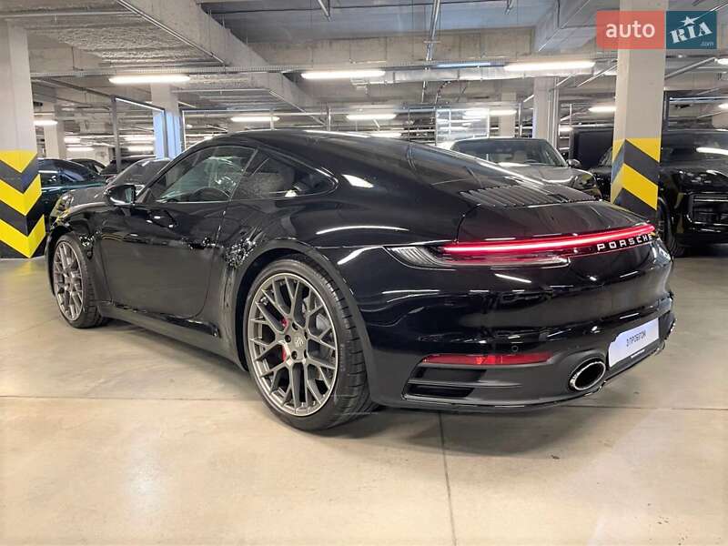 Купе Porsche 911 2022 в Киеве