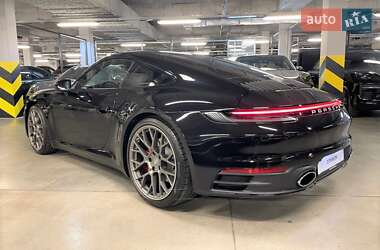 Купе Porsche 911 2022 в 