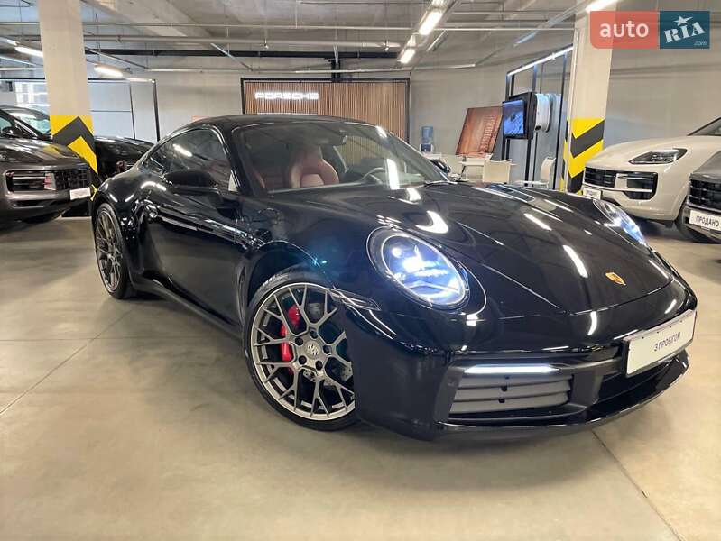 Купе Porsche 911 2022 в Киеве