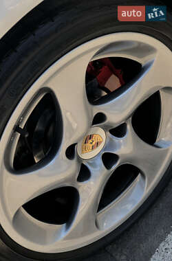 Купе Porsche 911 2004 в 
