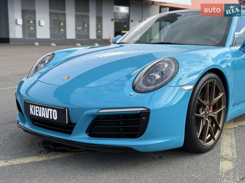 Купе Porsche 911 2016 в Києві