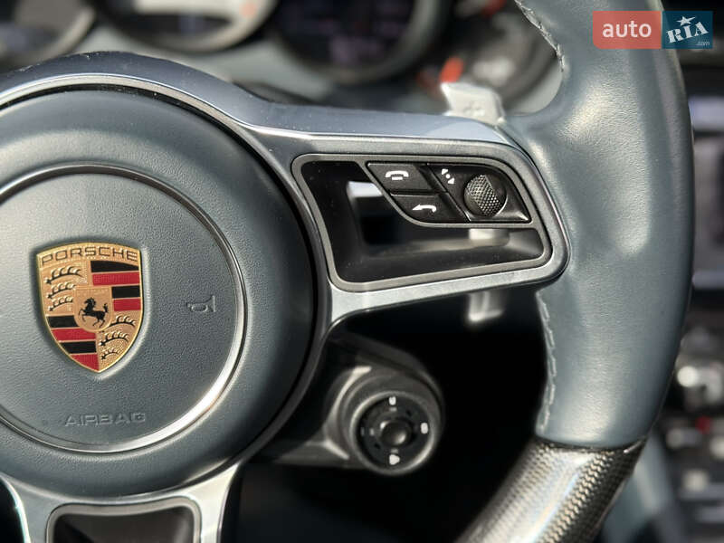 Купе Porsche 911 2016 в Києві