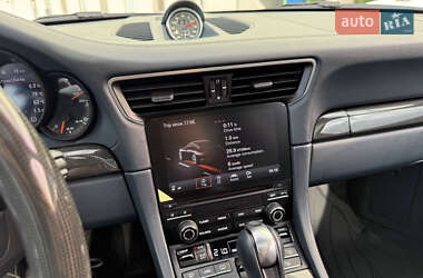 Купе Porsche 911 2016 в 