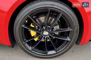 Купе Porsche 911 2022 в 