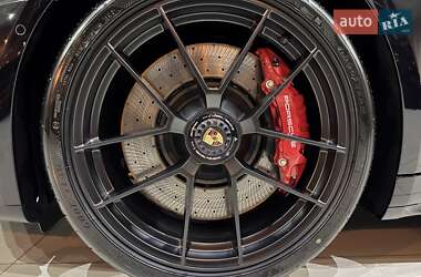 Купе Porsche 911 2025 в 