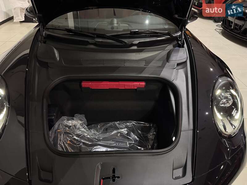 Купе Porsche 911 2025 в Одессе