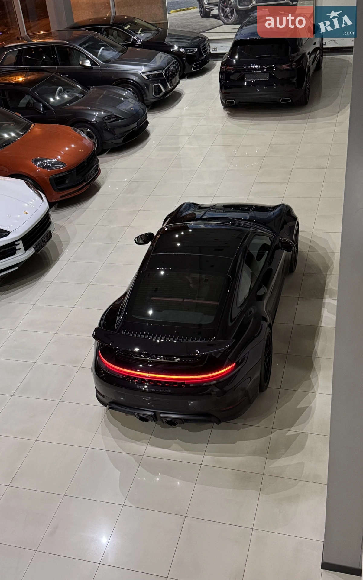 2025 Porsche 911 - мініатюра 140