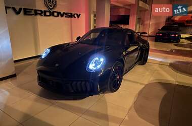 Купе Porsche 911 2025 в 