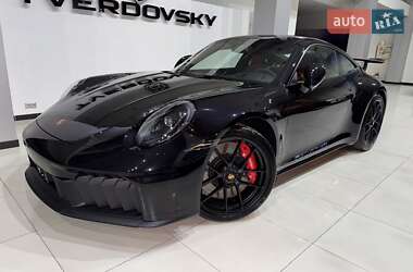 Купе Porsche 911 2025 в 