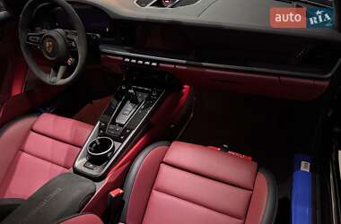 Купе Porsche 911 2025 в 