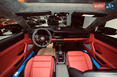 Купе Porsche 911 2025 в 